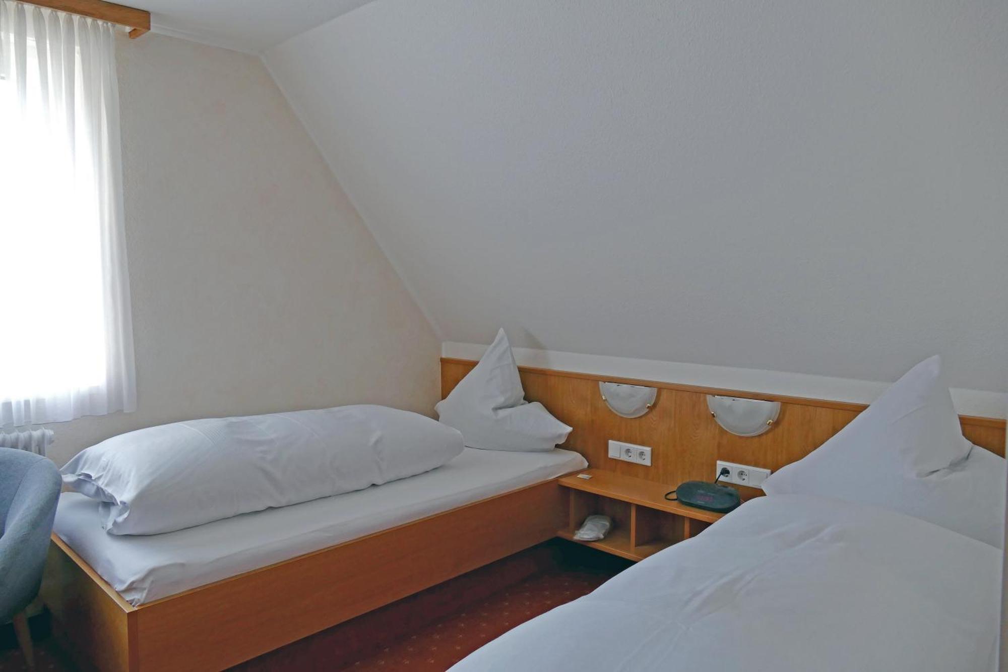Gasthof Zur Post Schmallenberg Bagian luar foto